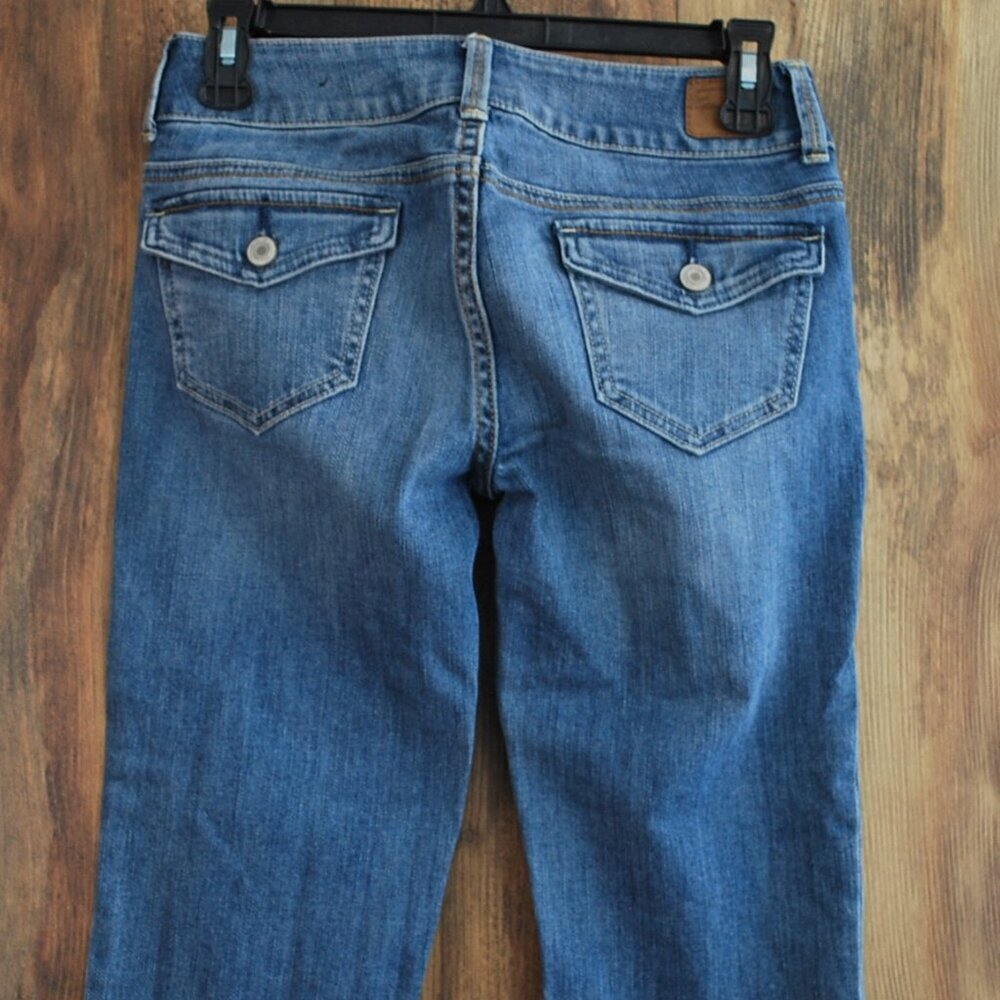 American Eagle Women's Stretch Artist Capri Jeans 0